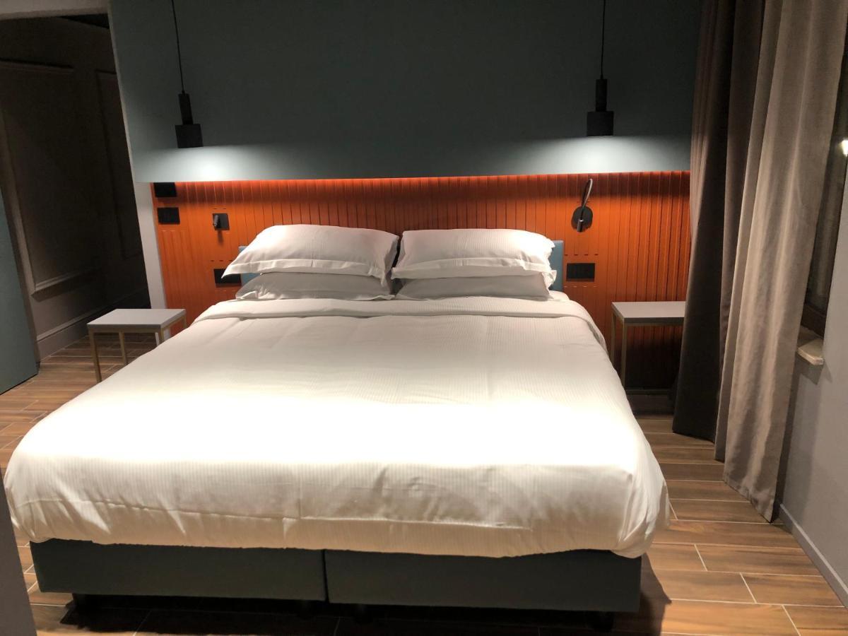 Materiaprima Camere-Rooms Mantova Esterno foto